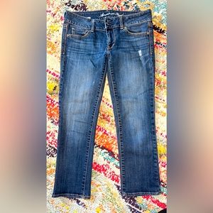 American eagle low waist artist jean. These have been discontinued. Size 6
